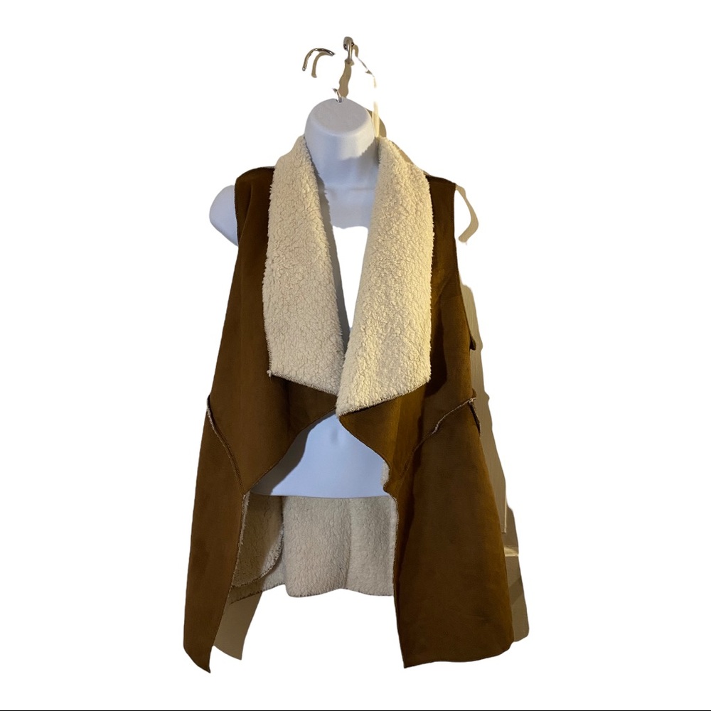 NWT! Funkitribe faux suede and fur vest